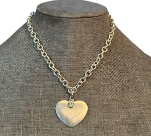 Chunky Chain Heart Pendant Necklace Silver thumbnail 1