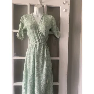 Faithfull the Brand Floral Wrap Midi Dress thumbnail 7