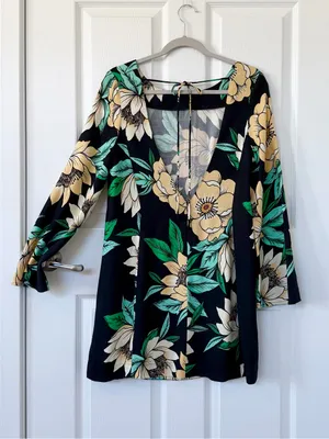 FARM Rio Long Bell Sleeve Mini Dress with Low Tie Back in Tropical Floral Print thumbnail 5