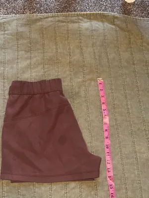 Lululemon On The Fly Shorts thumbnail 3