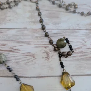 Vintage Necklace Gold Tone & Green Very Long Double Strand Statement thumbnail 7