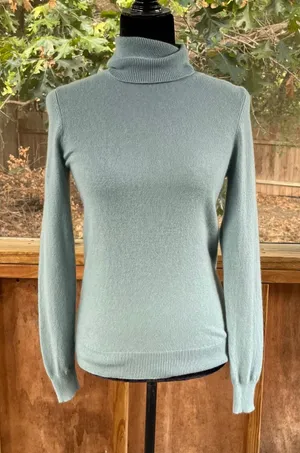 Ann Taylor Women's 100% Cashmere Turtleneck Sweater Seafoam Green/Blue Size S thumbnail 1