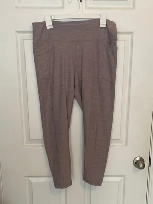 Victoria’s Secret Leggings Victoria's Sport thumbnail 1