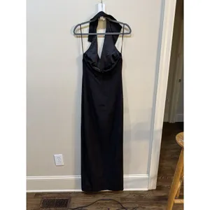 Belle by Badgley Mischka crepe halter column gown Tuxedo Collar Size 6 thumbnail 9