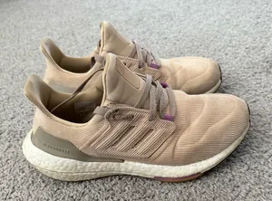 Adidas Ultraboost Shoes thumbnail 1