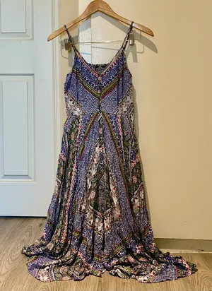 Angie Bohemian Printed midi Maxi Dress with asymmetrical hem, size small thumbnail 1