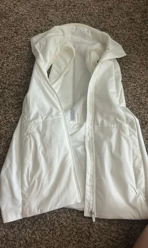 white  vest thumbnail 1