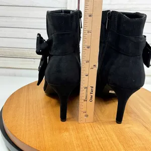 Torrid Studded Side Bow Ankle Boots Booties‎ Black Microfiber 9.5W thumbnail 8