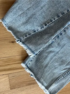 Alice + Olivia AO LA Perfect Crop Kick flare Jean in rebel rebel size 26 thumbnail 7