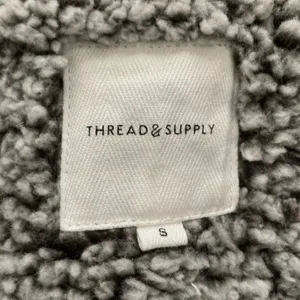 Thread and Supply Plaid‎ Vest Sherpa lined Womens Size Small Red and Black EUC thumbnail 10