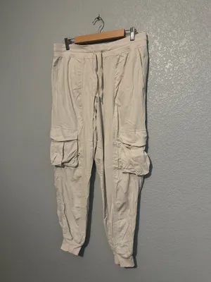 Lululemon Dance Studio Mid-Rise Cargo Joggers thumbnail 6