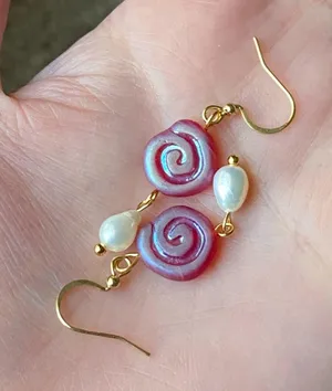 Handmade boho grunge fairy whimsical funky style quality Czech glass swirl pearl dangle earrings🌀⭐️ thumbnail 6