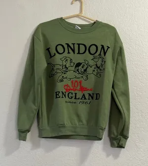 Disney Women's Green 101 Dalmations London Crewneck L/S Sweatshirt Size S thumbnail 1