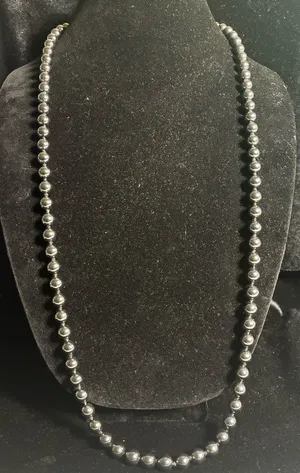Genuine Hematite Bead Necklace Beautifully Hand Knotted Heavy 35" thumbnail 1