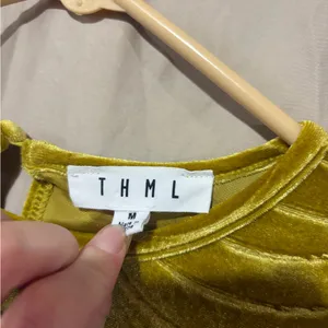 THML anthropologie long sleeve thumbnail 2