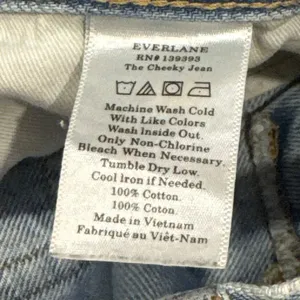 Everlane the cheeky jean size 24 thumbnail 3