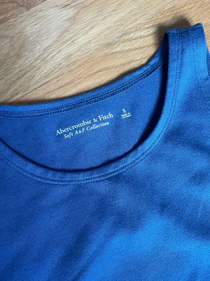 Abercrombie & Fitch Soft A&F Collection Crop Tank Top Women’s Size S Blue Sleeveless thumbnail 4