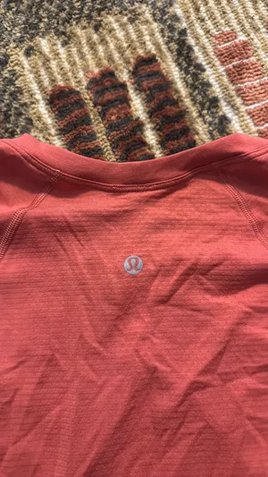 Lululemon Long Sleeve thumbnail 2