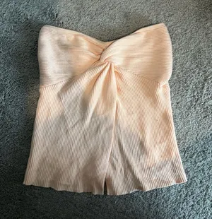 Abercrombie & Fitch Strapless Twist Ribbed Top in Light Peach thumbnail 1