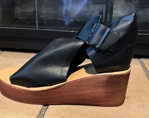 Black Wedge Pleather Sandals Size 7 thumbnail 4