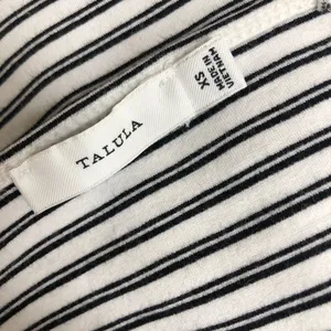 Aritzia Talula Black Stripe Crop Top Tank XS thumbnail 5