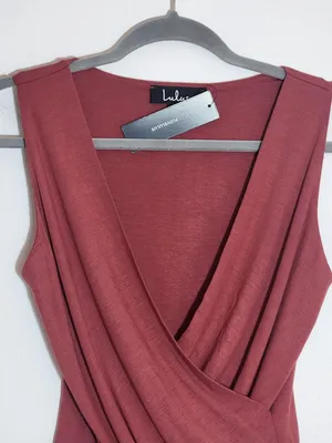 Lulus Marsala Faux Wrap Sleeveless Bodysuit Size Small NWT thumbnail 2