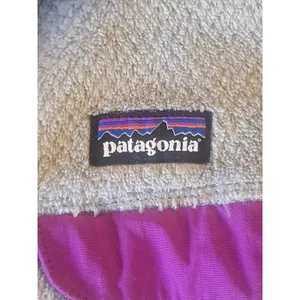 Patagonia Women's Sweater Sz Medium fleece Cozy Gorpcore Outdoor Hiking Skiing thumbnail 8