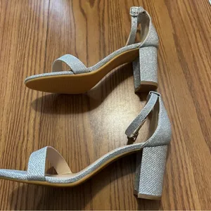 NEW Ankis Silver Glitter 4” Heel Pumps Chunky Strappy Women’s Size 7.5 thumbnail 6