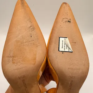 Manolo Blahnik Carolyne Orange Patent Leather Slingback Kitten Heels Size 36.5 thumbnail 13