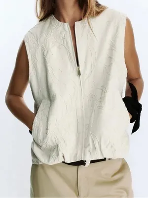 NWT Zara Cream Embroidered Zip-Front Vest blogger favorite M/ L floral thumbnail 1