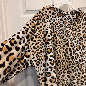 Joyspun Womens Leopard‎ Print Lounge Set Long Sleeve Top Pants Sleepwear Large thumbnail 3