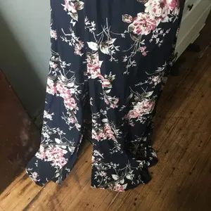 Lulu’s pink and black high neck S maxi with side slits thumbnail 3
