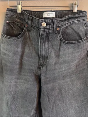 ABERCROMBIE Loose HR‎ Denim thumbnail 3