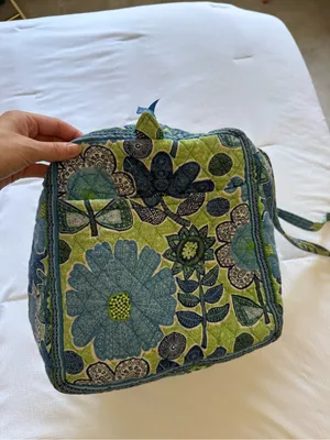 Vera Bradley XL Duffel Travel Bag Retired Daisy Doodle Print Blue Green Flowers thumbnail 4