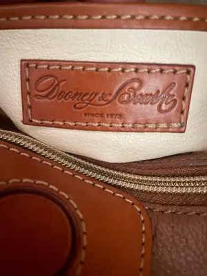 Dooney & Bourke Raleigh Roxy Leather Crossbody Shoulder Purse Bag thumbnail 3