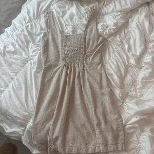 Old Navy Cute linen mini dress thumbnail 2