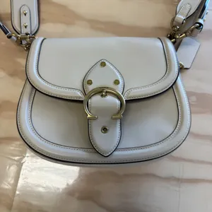 Coach Beat Saddle Bag Crossbody Ivory Leather 2 Straps Original & Guitar thumbnail 2