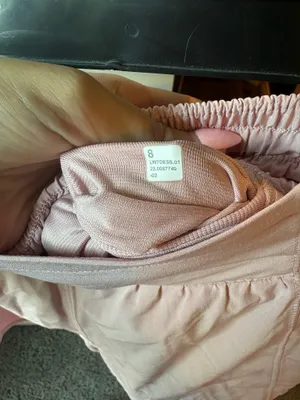 Lululemon Hotty Hot 2.5" thumbnail 3