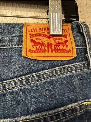 Levi’s Low Pro Straight leg Mid Rise Distressed knee jeans size 25 thumbnail 13