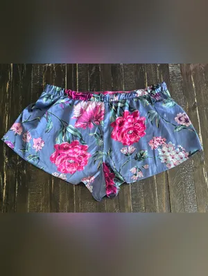 Victoria's Secret Satin Pajama Shorts Large thumbnail 2