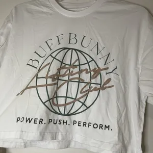 Buffbunny Lifting Club Crop crew neck Tee in White size medium thumbnail 3