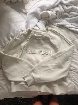 Lululemon Crew Perfectly thumbnail 3