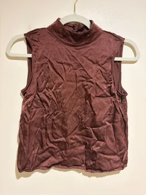 Rails Yolie Satin Mock Neck Crop Sleeveless Tank Top Blouse Raisin Brown Size XS thumbnail 2
