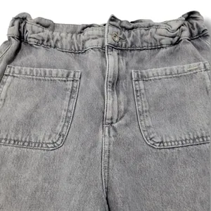 Zara Jeans Size 2 W28" x L26" Women's Zara Mom Jeans Paper Bag Waist Tapered Leg Women's Jeans thumbnail 4