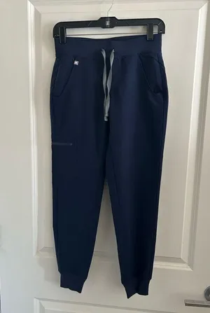 Figs Women’s Zamora 2.0 Jogger Scrubs Pants Technical Collection thumbnail 5