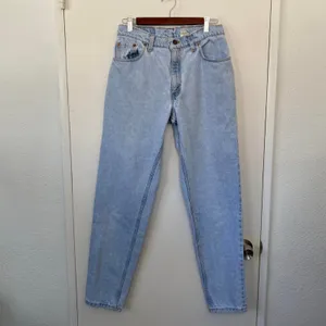 levis 505 vintage stonewash jeans Size 11 Long Juniors Taper Leg thumbnail 2