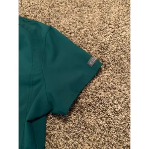 Med‎ Couture Women's Teal Green Short Sleeve Scrub Top Size Small thumbnail 3