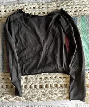Brandy Melville Top Black thumbnail 1