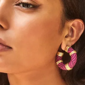Kendra Scott Woven‎ Cord Hoop Earrings Womens Fuchsia Gold Boho Statement Chunky thumbnail 1