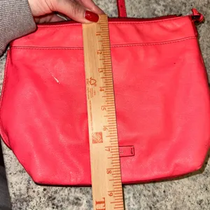 Fossil‎ Crossbody Bag bright Pink Leather Adjustable Strap Key Accent thumbnail 16